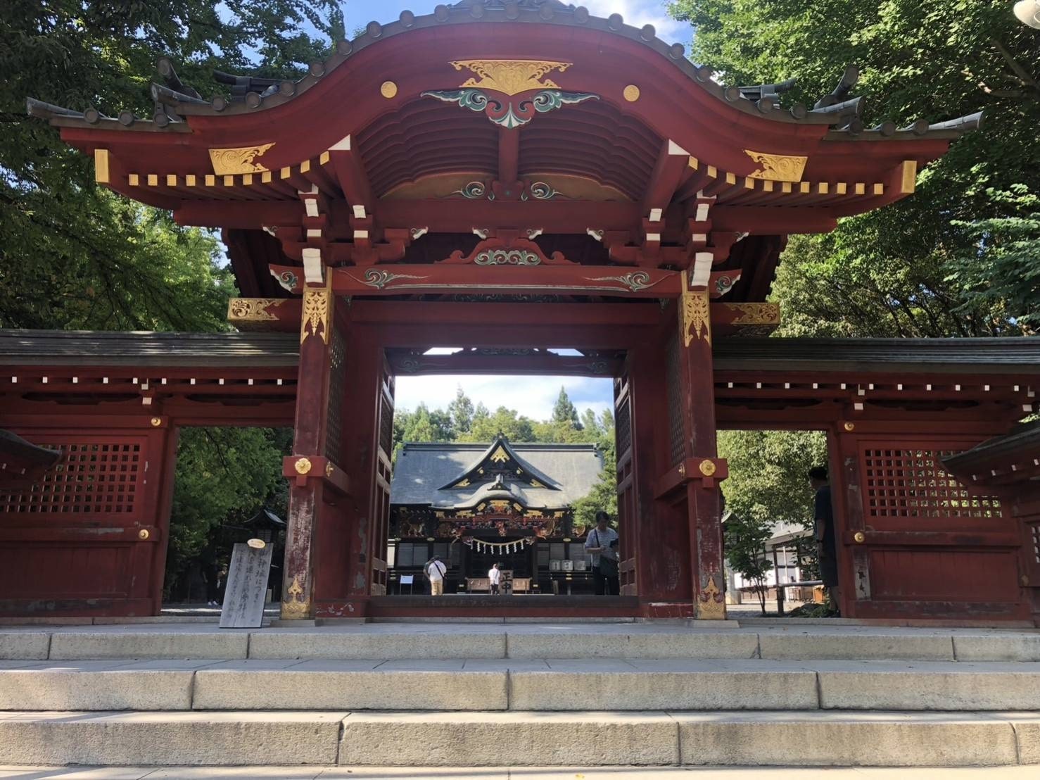 秩父神社の神門を正面から撮ったもの